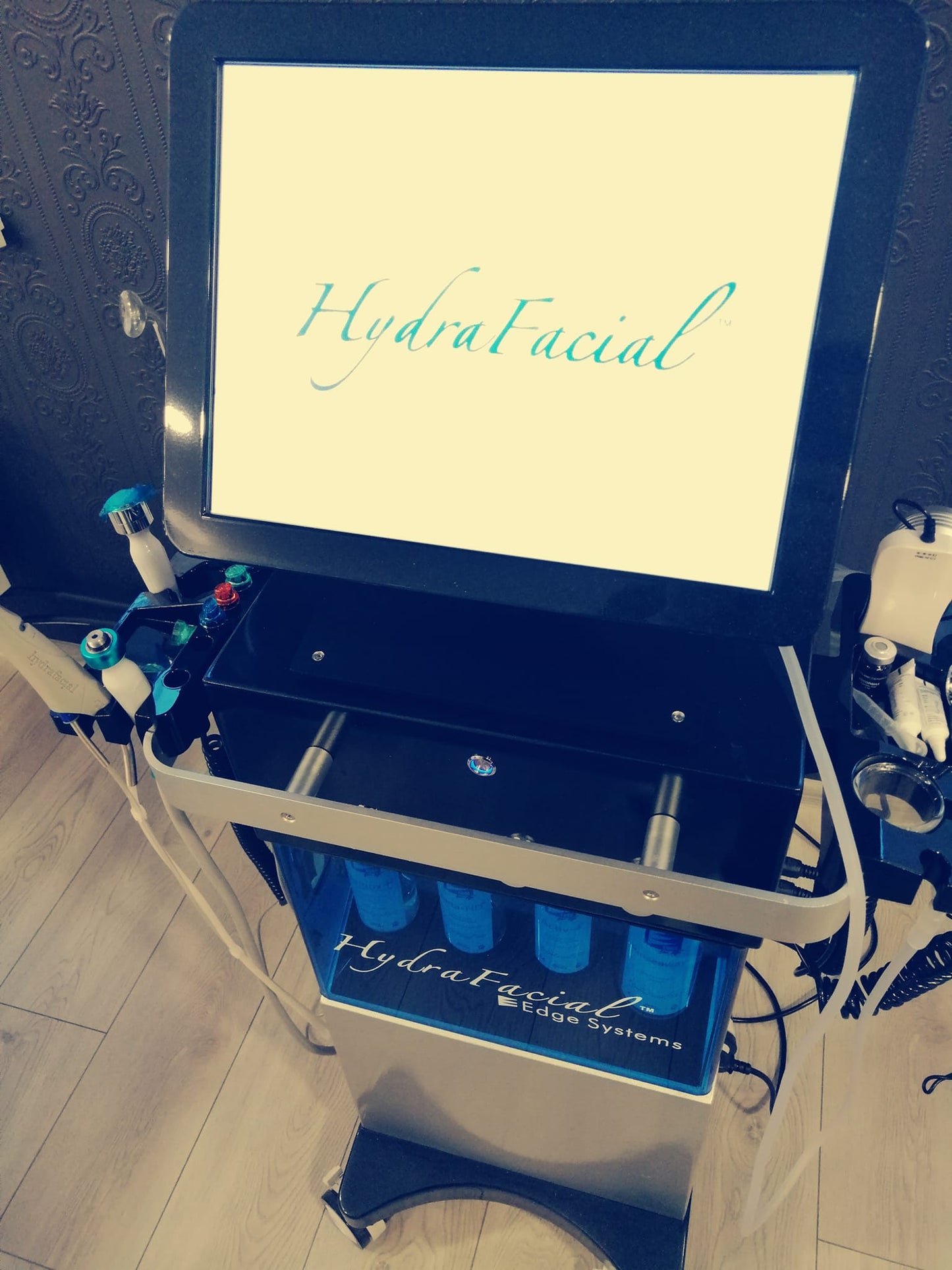 Hydra Vandens Dermabrazijos HydraFacial Aparatas 10in1 grozioplanas.lt