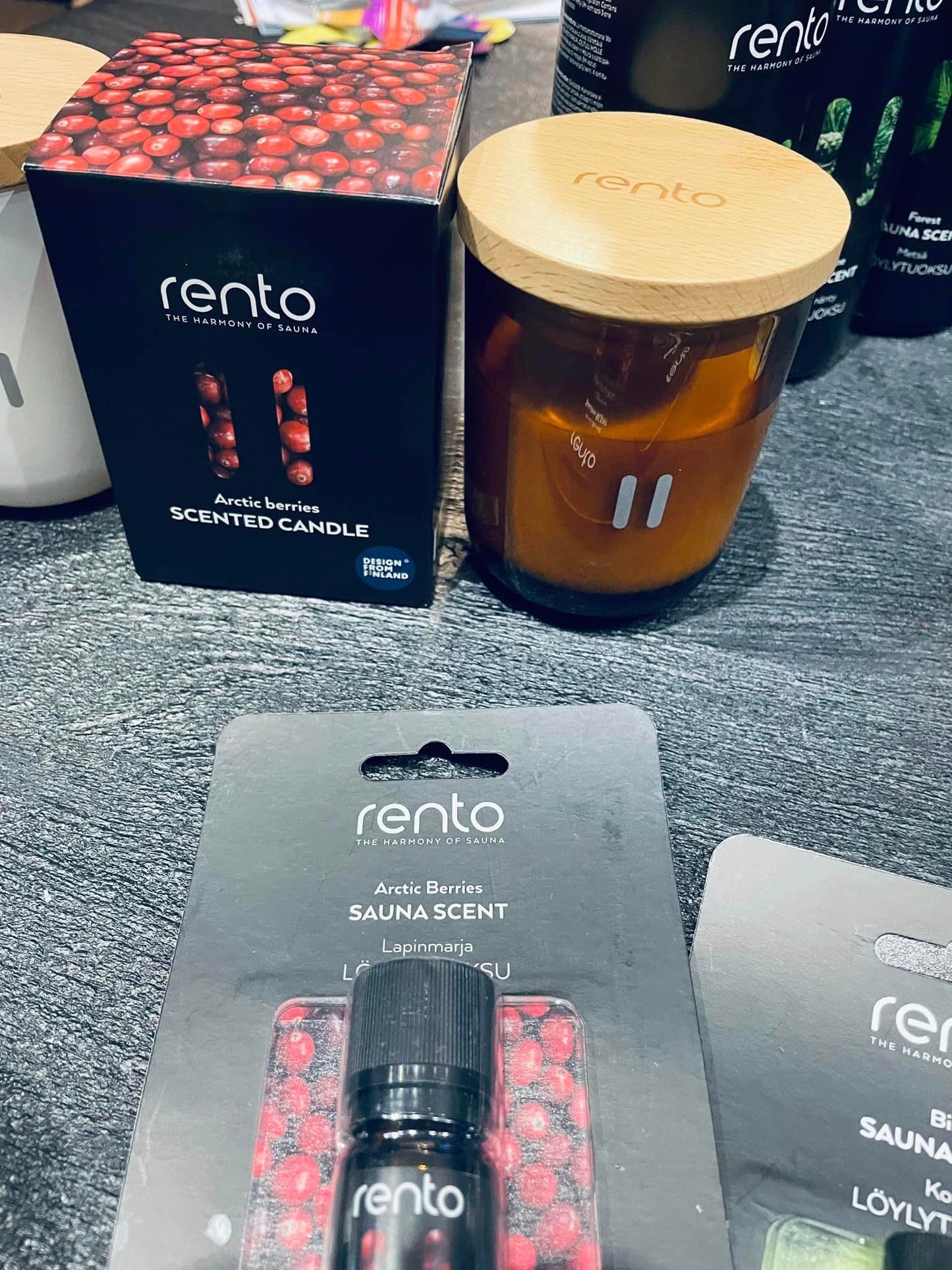 Rento Scented Candle RENTO ARCTIC BERRIES Šviežių uogų kvapas