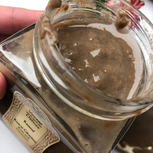 La Sultane de Saba  veido kaukė,veido pilingas,taukmedžio sviestas,veido serumas,kuno losijonas,kuno kremas,juodasis muilas,veido pilingas kuno pilngas veido kremas Kūno aliejai kūnui  kuno kvepalai, kuno dulksna,veido dulksna ,grozioplanas.lt