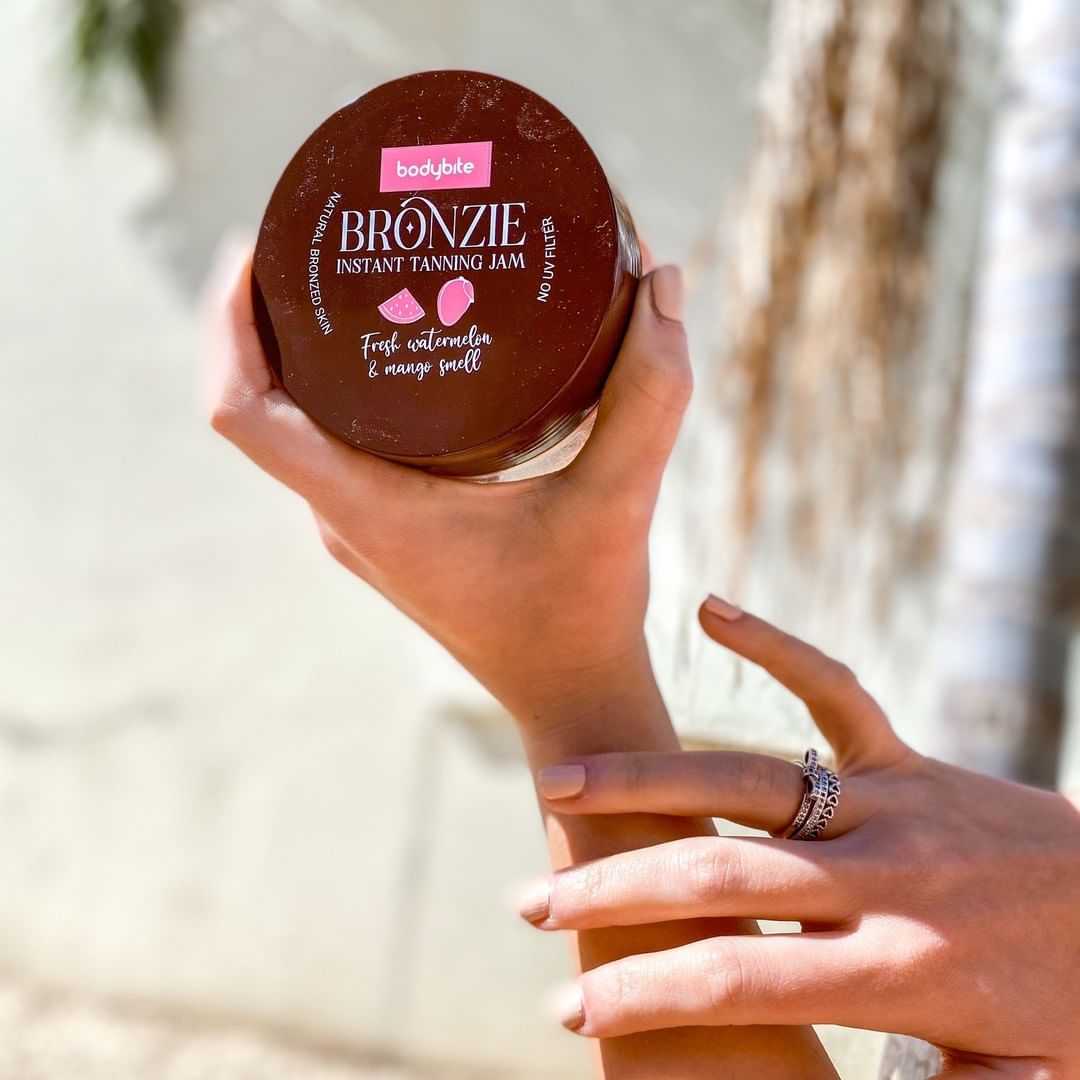 Momentinio poveikio įdegio kremas (Džemas) BRONZIE Bodybite grozioplanas.lt