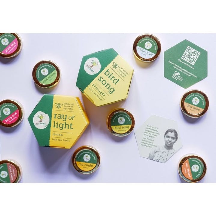 MIŠKO BIČIŲ VAŠKO LŪPŲ BALZAMO RINKINYS 8VNT