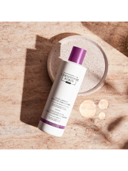 LUSCIOUS CURL CONDITIONING CLEANSER šampūnas garbanotiems plaukams, 250 ml.