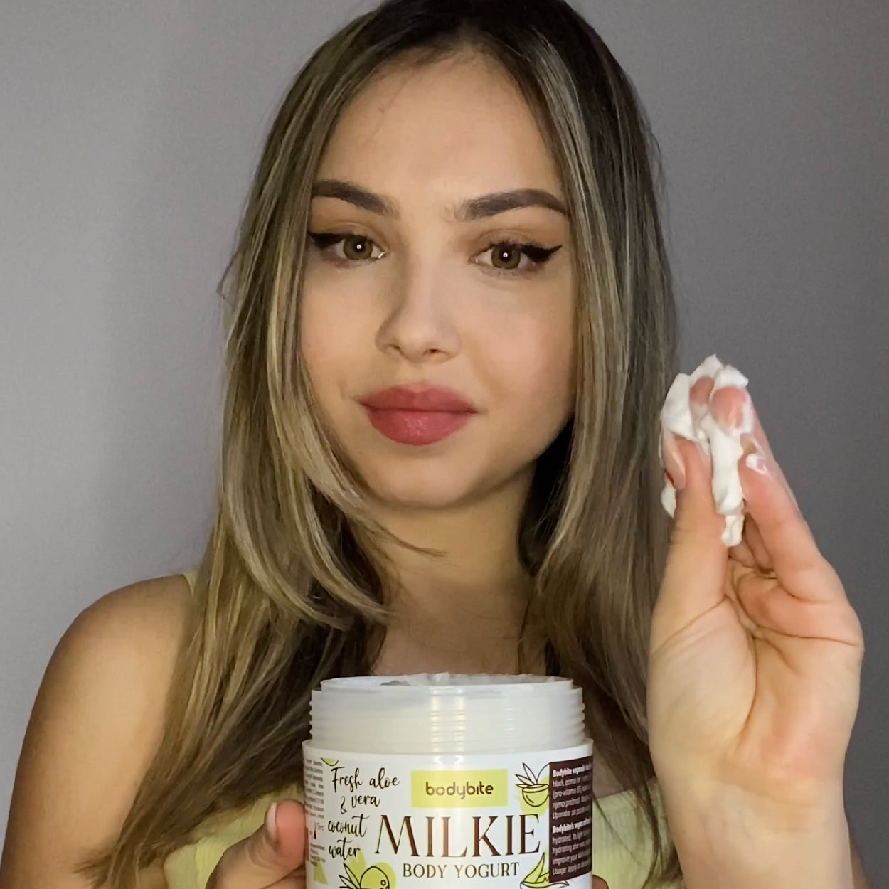 BRONZIE-MILKIE_bodybite kuno jogurtas kremas po saulės grozioplanas.lt .