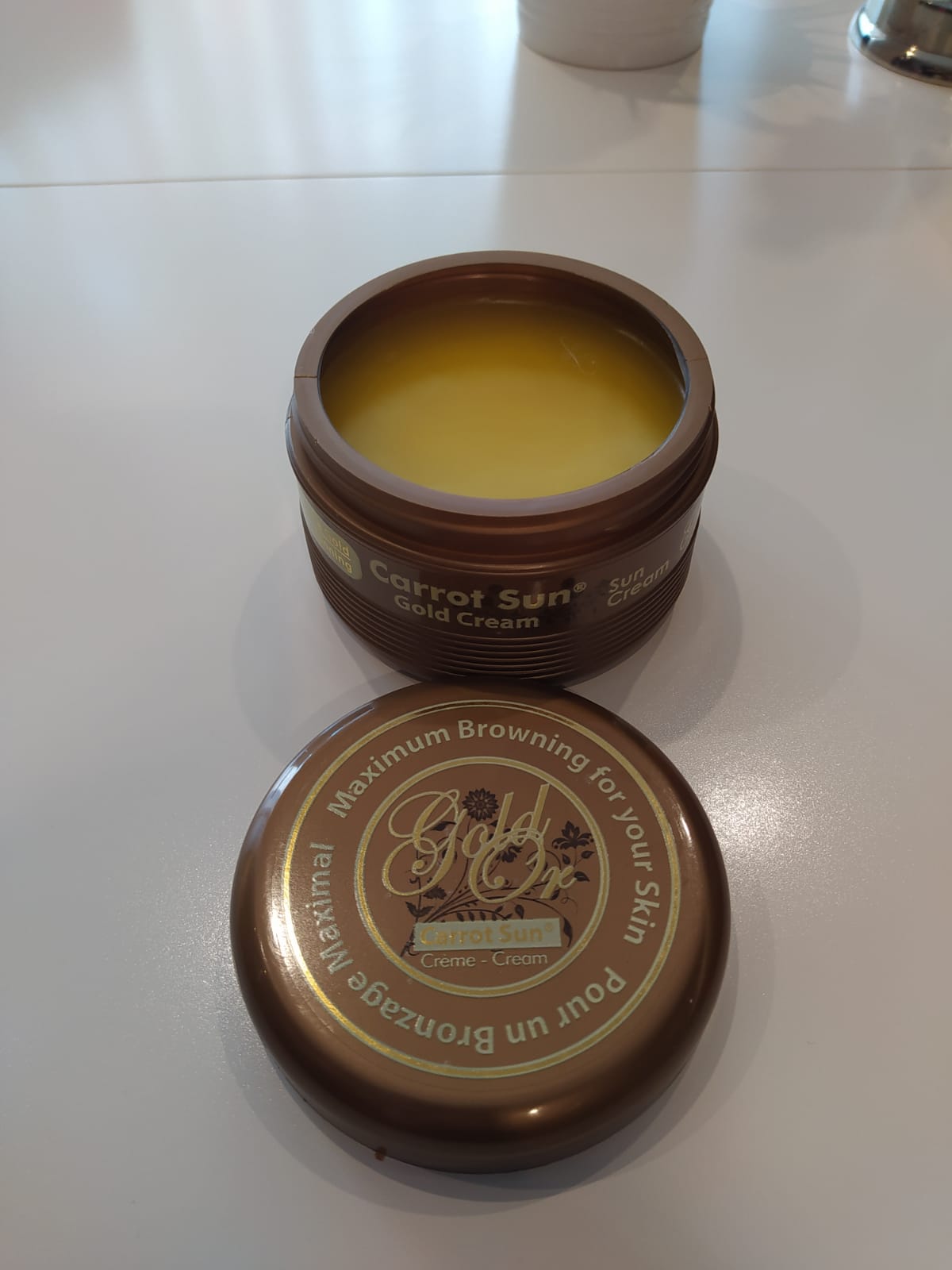 Carrot sun įdegi skatinantis aukso įdegio kremas grozioplanas.lt