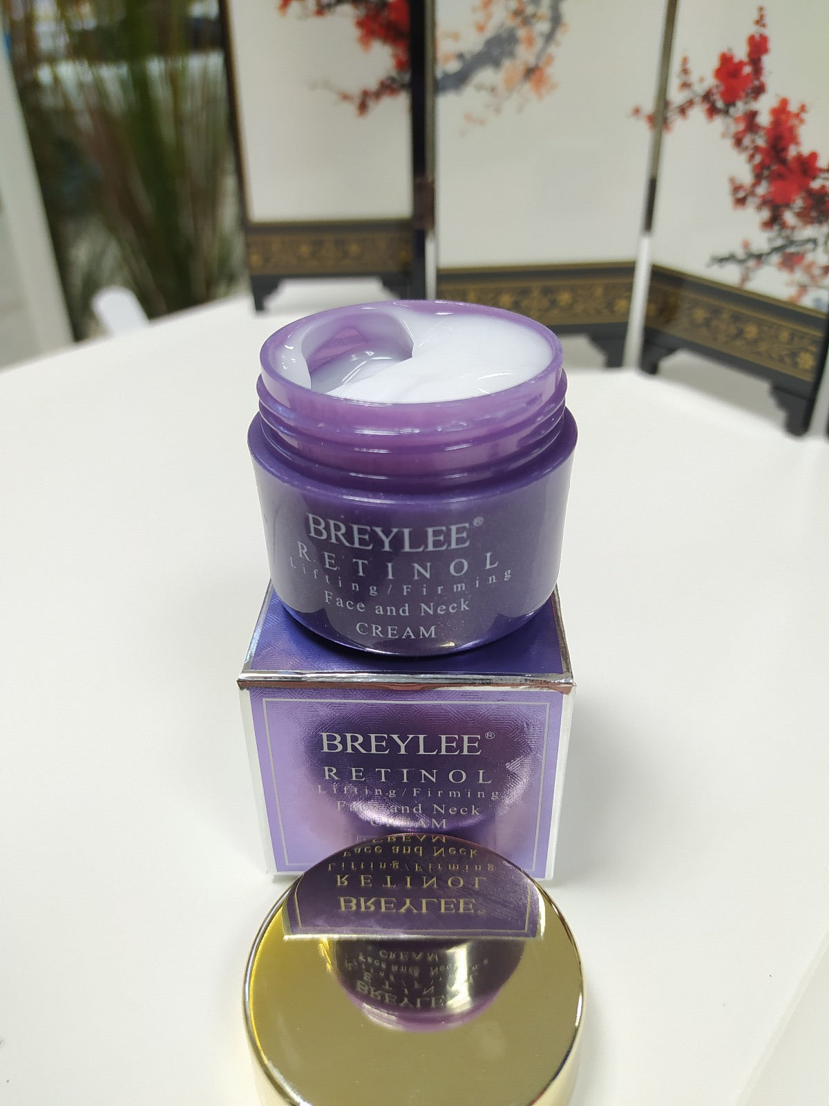 veido kremas su retinoliu grozioplanas.lt.