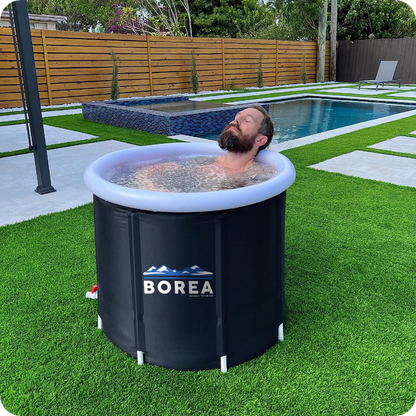 Sulankstoma ledo vonia – lengvas sandėliavimas ir patogus transportavimas po naudojimo.