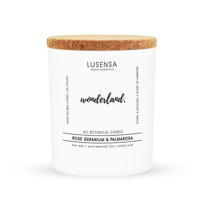 WONDERLAND Namų Kvepianti žvakė grozioplanas.lt