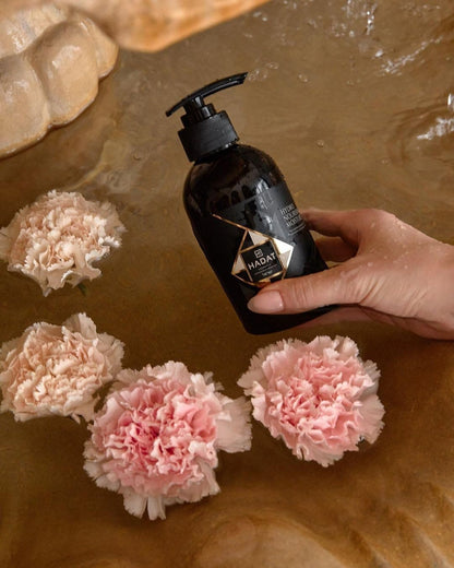 HADAT COSMETICS Maitinantis ir Drėkinantis Plaukų Šampūnas HYDRO NOURISHING MOISTURE SHAMPOO