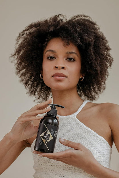 HADAT COSMETICS Maitinantis ir Drėkinantis Plaukų Šampūnas HYDRO NOURISHING MOISTURE SHAMPOO