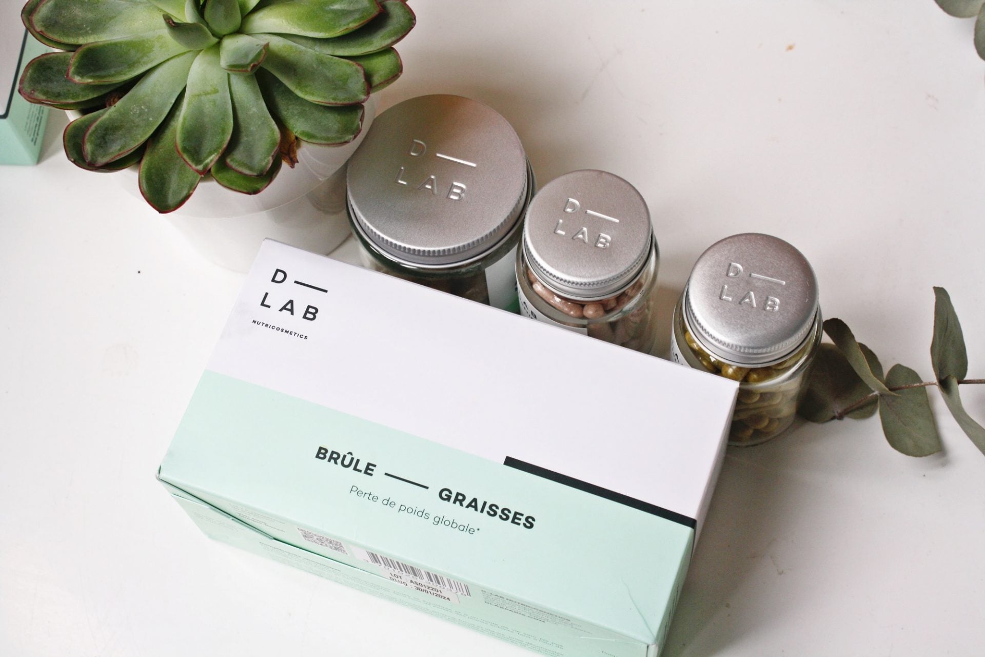 D-LAB NUTRICOSMETICS D-LAB Nutricosmetics Programme Brûle-Graisses Maisto papildų kompleksas, riebalų deginimui grozioplanas.lt